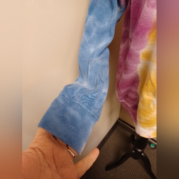 Pre-owned Torrid Women's Sweatshirt Size 00 - Picture 3 of 8